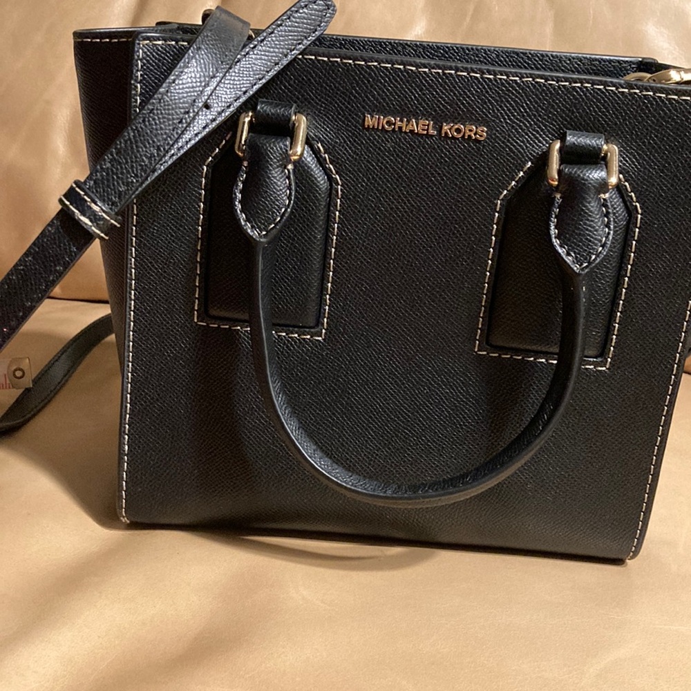 Michael kors little black bag